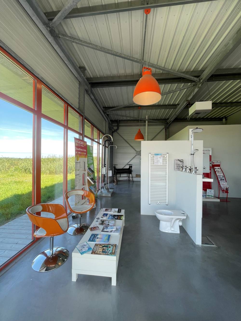 Photo_showroom-1-min
